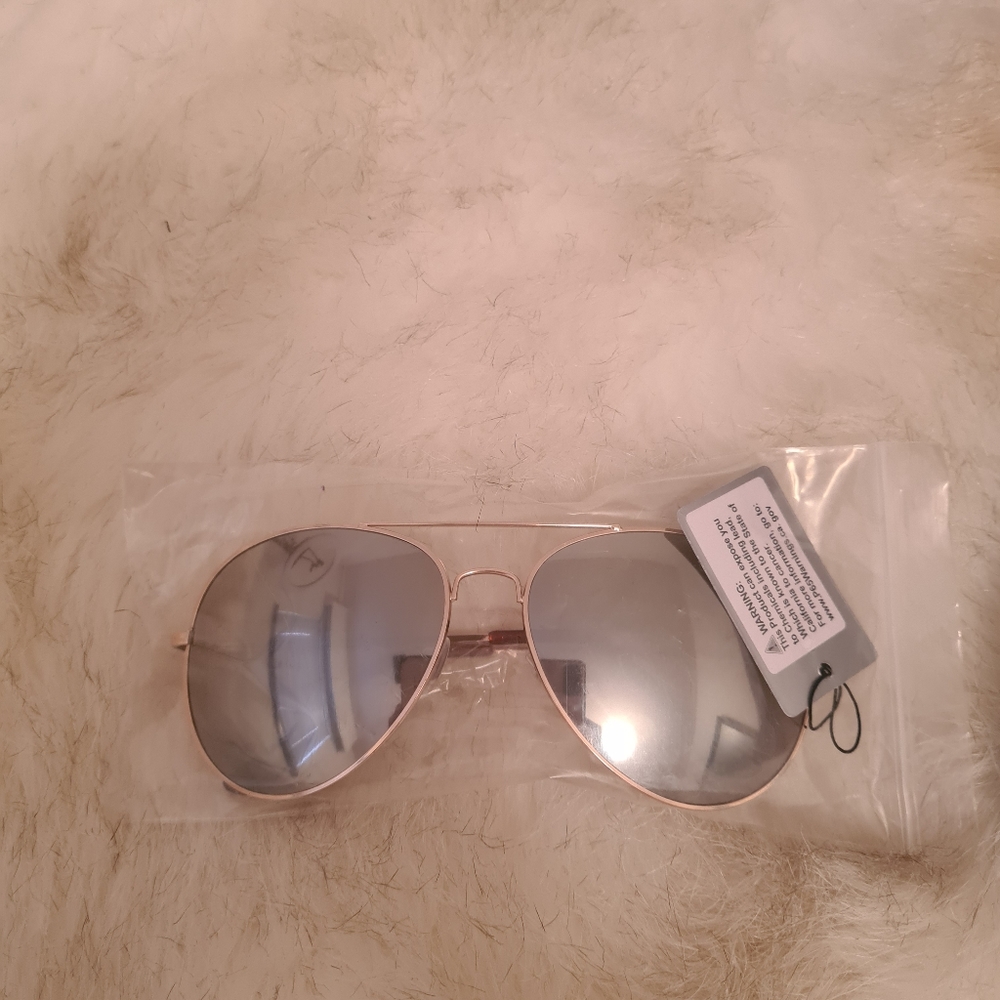 Aviators - Picture 5 of 5